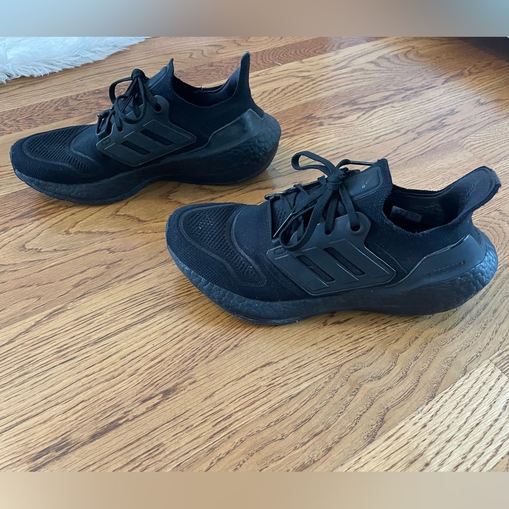 Adidas Ultraboost, black, size 8